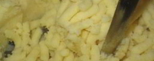 Шаг 1: картофельного пюре с жареным луком