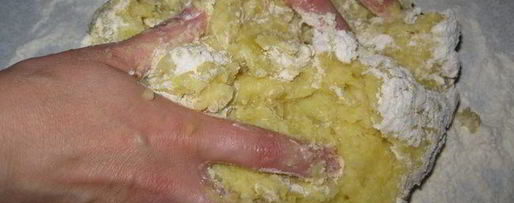 Шаг 2: картофельных ньокков с соусом из помидоров