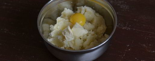 Шаг 2: картофельных котлет с грибным соусом