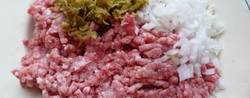 Шаг 1: котлет с маринованными огурцами