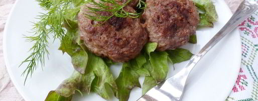 Шаг 5: котлет с маринованными огурцами