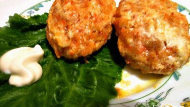 Рецепт Куриных котлет под чесночным соусом