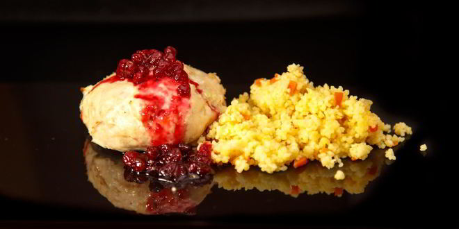 Рецепт куриных котлет с брусничным соусом