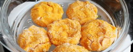 Шаг 10: морковных котлет на пару