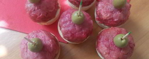 Шаг 11: розовых котлеток под сливочно-грибным соусом