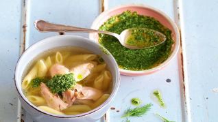 Рецепт Куриной лапши в новом стиле с песто из укропа