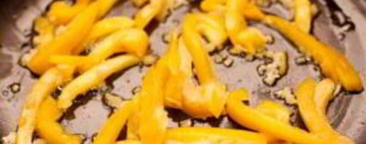 Шаг 2: лапши с креветками