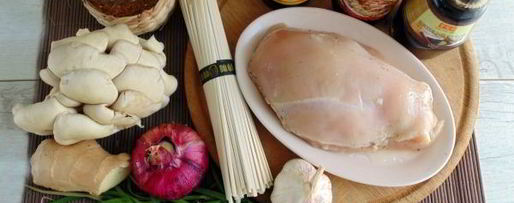 Шаг 4: лапши удон с курицей