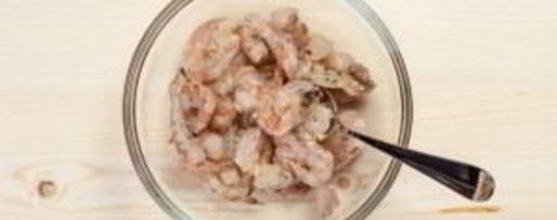 Шаг 2: лапши вок с креветками