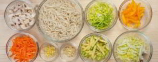 Шаг 3: лапши вок с креветками