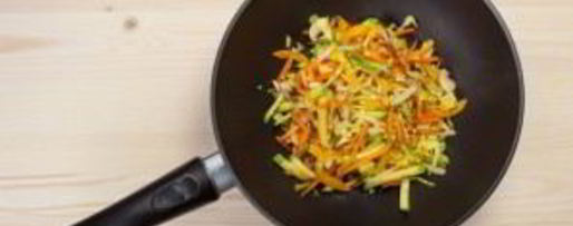 Шаг 5: лапши вок с креветками