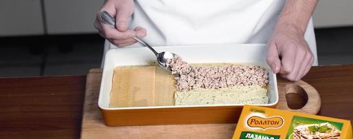 Шаг 3: лазаний с индейкой и соусом песто