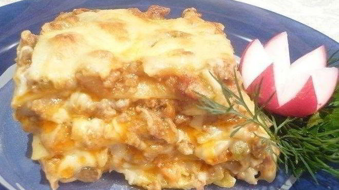 Рецепт Лазаний с мясом, беконом и овощами под соусом бешамель