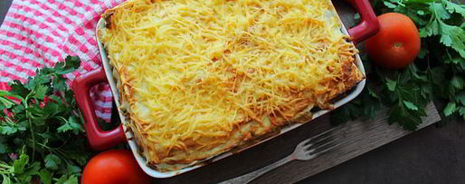 Шаг 4: лазаний с тертым картофелем