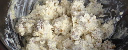 Шаг 3: каннелоней с козьим сыром и орехами под соусом бешамель