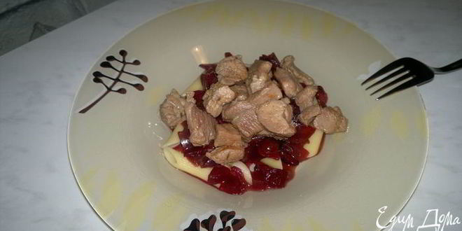 Рецепт красной пасты с бедром индейки