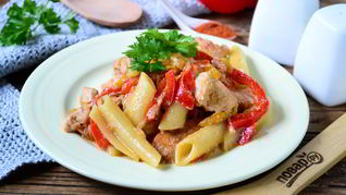 Рецепт Макарон Пенне с курицей по-мексикански