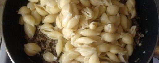 Шаг 3: макарон по-флотски