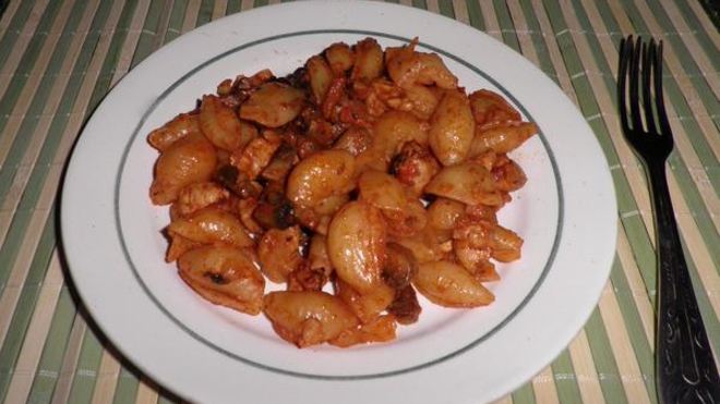 Рецепт Макарон с курицей и грибами