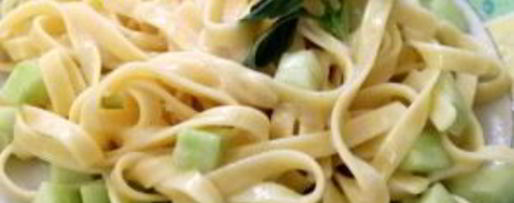 Шаг 3: макарон с огурцами