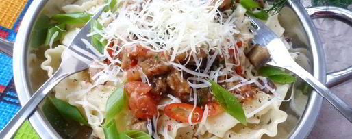 Шаг 7: пасты с баклажанами и помидором