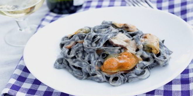 Рецепт пасты с чернилами каракатицы