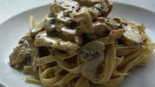 Рецепт Пасты с индейкой и шампиньонами
