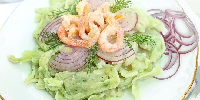 Рецепт пасты с креветками в сливочном соусе и луком