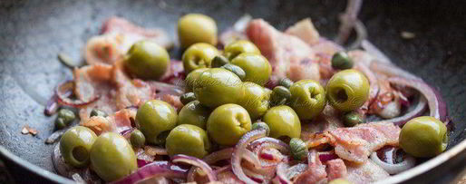 Шаг 5: пасты с оливками, беконом и фетой