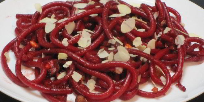 Рецепт пасты с орехами и свекольным соком