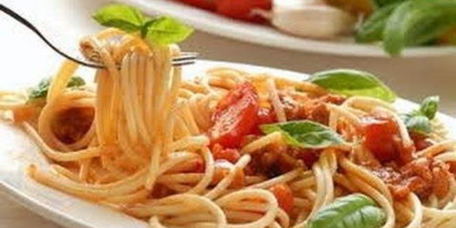 Рецепт пасты с помидорами, анчоусами и чили