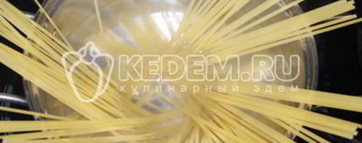 Шаг 2: пасты с помидорами черри