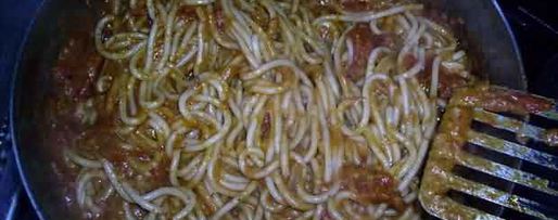 Шаг 22: пасты с соусом из томатов и сыра