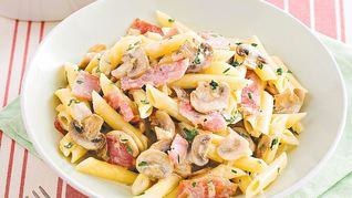 Рецепт Пасты с ветчиной и грибами