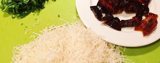 Шаг 1: пасты с вялеными помидорами и цукини