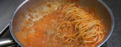 Шаг 5: спагетти помодорро