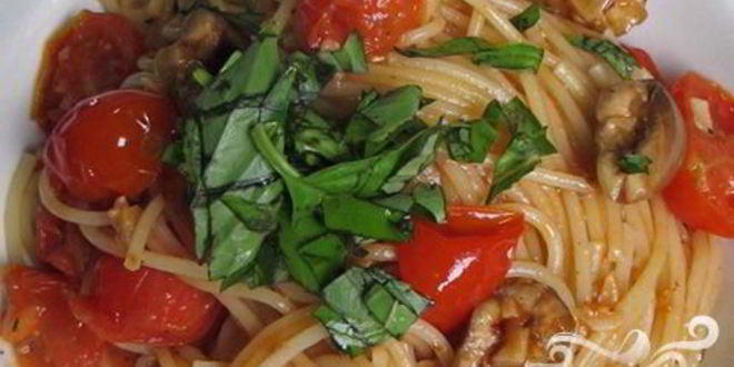 Рецепт спагетти с томатами и оливками в маслинном соусе