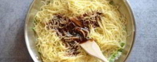 Шаг 3: спагетти с зеленым луком