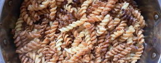 Шаг 10: золотистой пасты фузилли с мясным фаршем