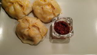 Рецепт Мантов с острым соусом