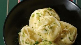 Рецепт Мантов с творогом и карри