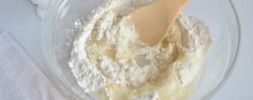 Шаг 1: мантов в форме розочек