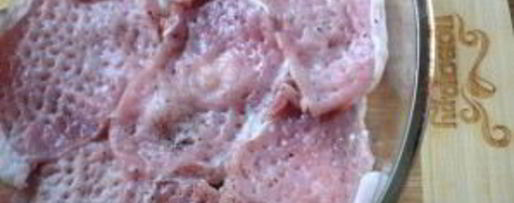 Шаг 2: мяса по-французски с картошкой