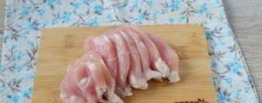 Шаг 1: сочного куриного филе по-французски