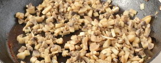 Шаг 5: биточков мясных с подливкой