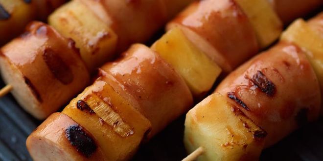 Рецепт гавайского гриля с куриными колбасками