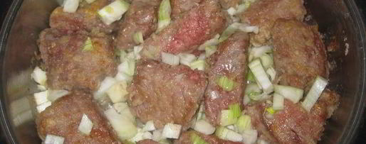 Шаг 2: говядины, тушенной с грушами