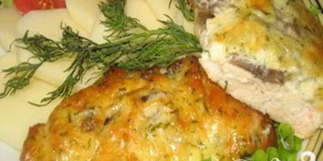 Рецепт куриного филе с грибами под сыром