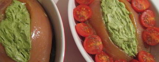 Шаг 1: куриных грудок, фаршированных песто