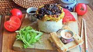 Рецепт Курицы карри с карамелизированным луком и омлетом